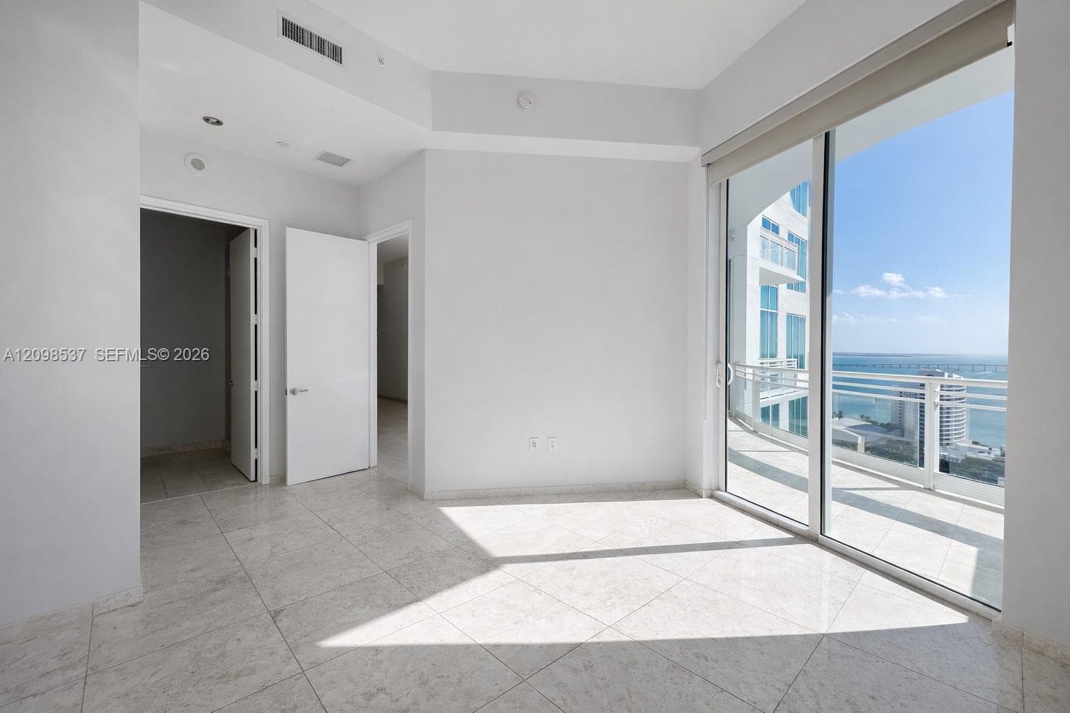 Asia Brickell Key · #2405 in Miami - Photo 7