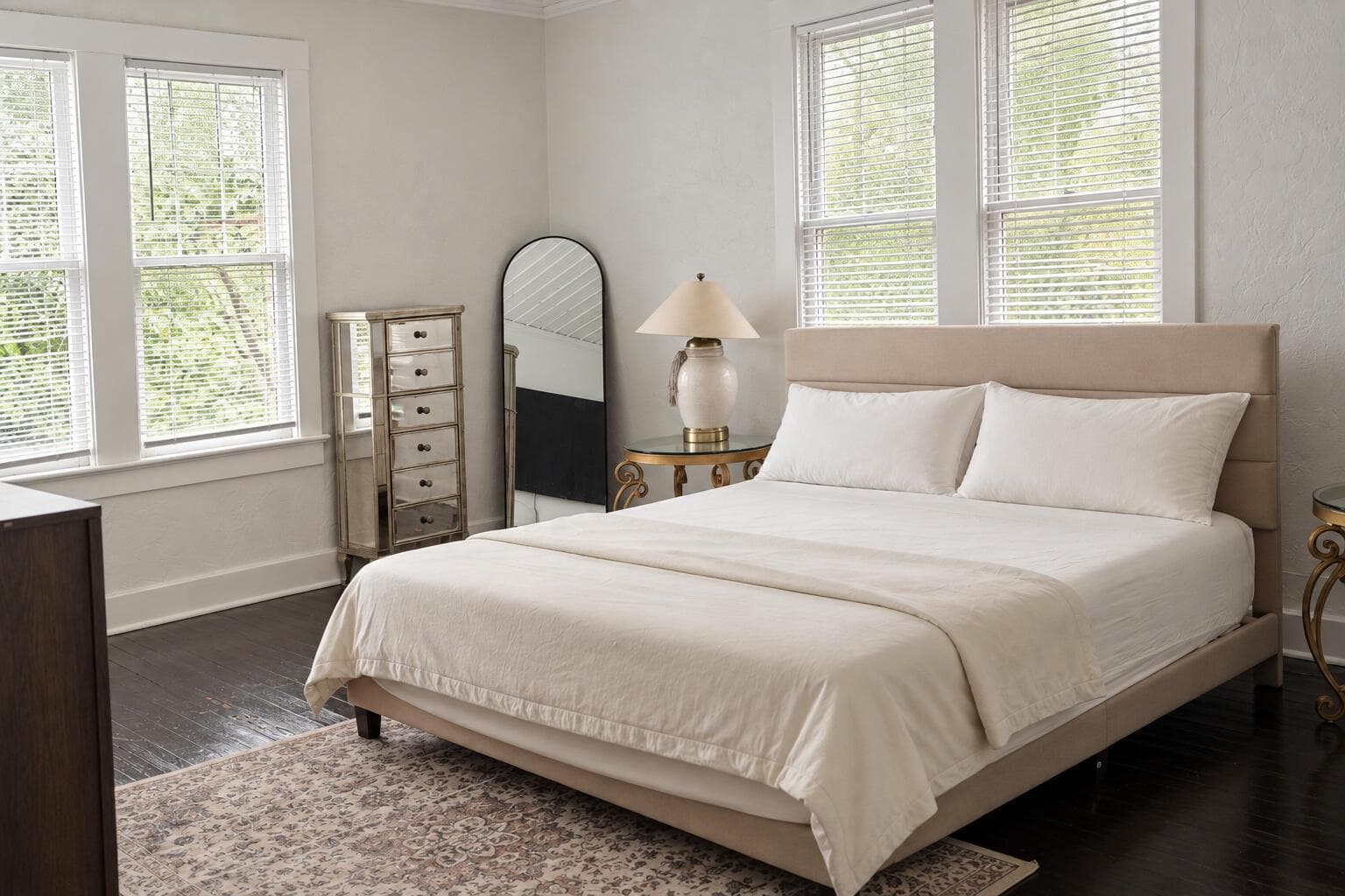 235GreenwoodDrive-Bedroom05-DSC07675