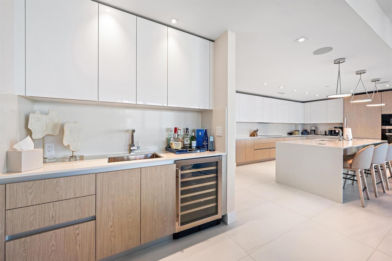 3100 N Ocean Dr 1602p-31