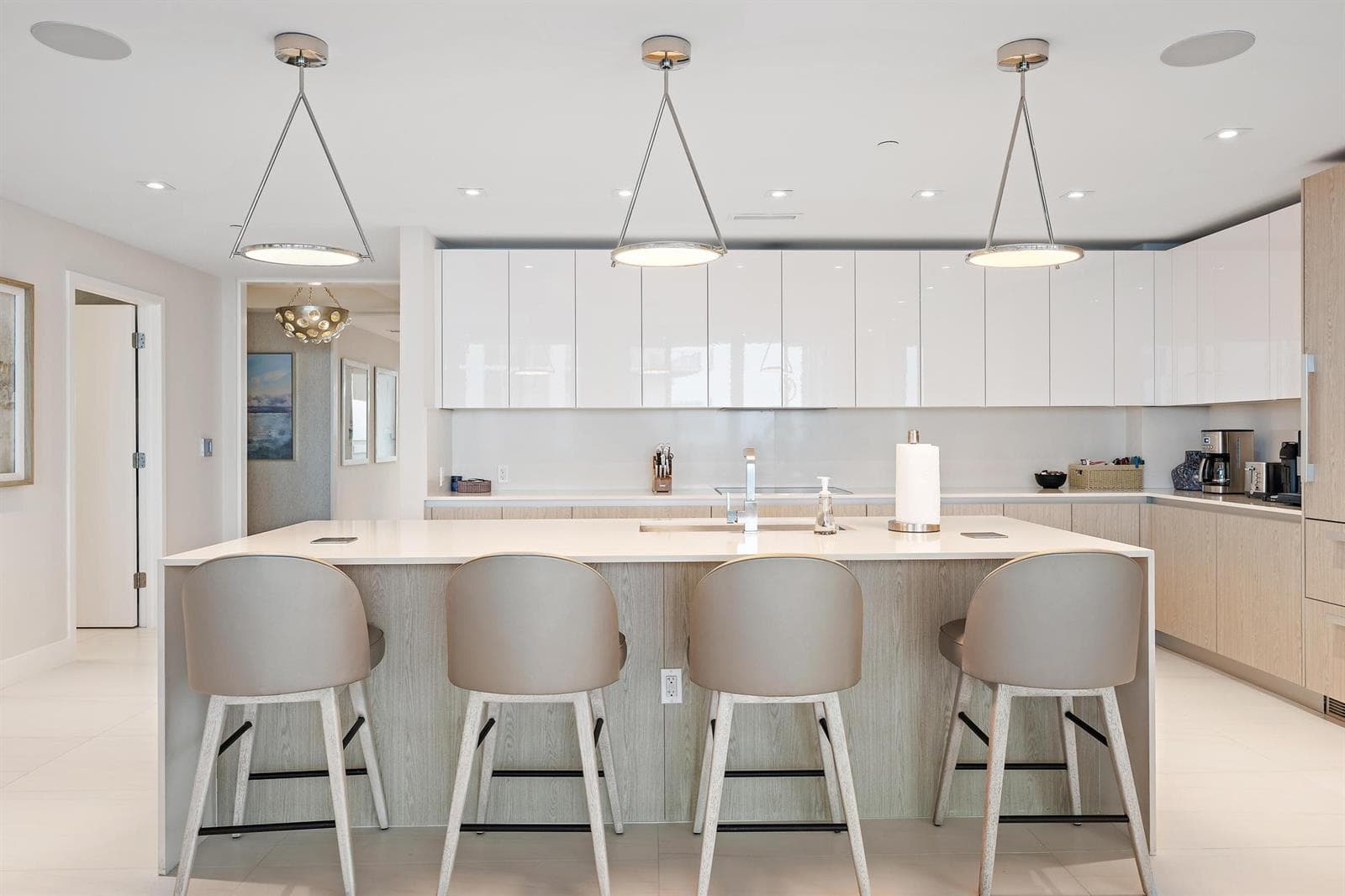 3100 N Ocean Dr 1602p-22
