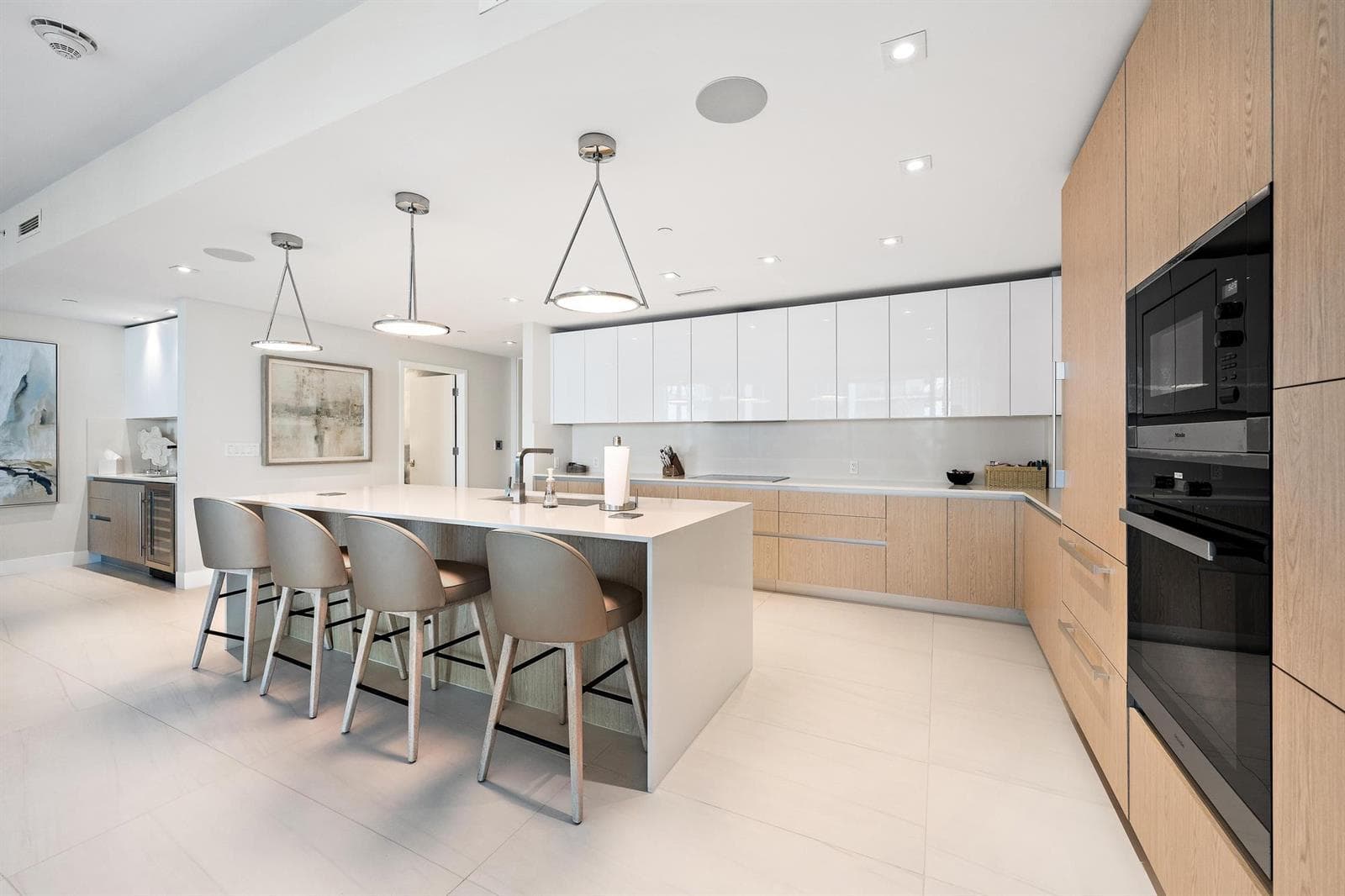 3100 N Ocean Dr 1602p-24
