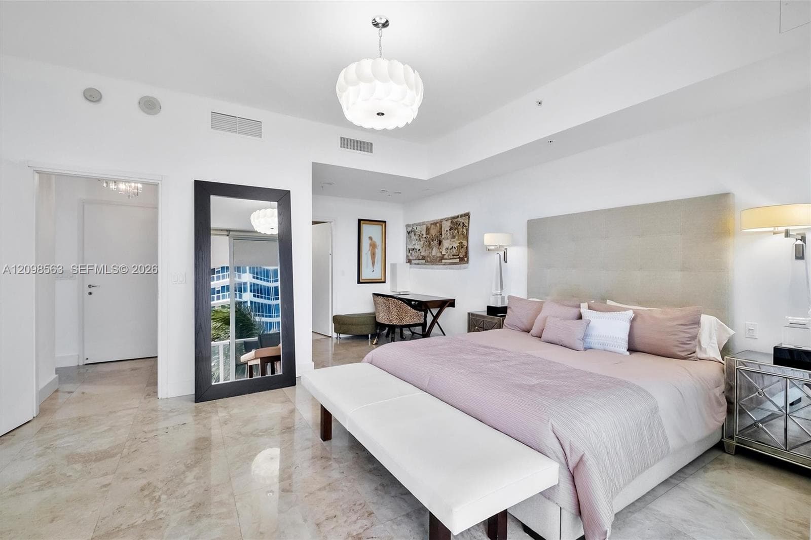 Continuum North · #704 in Miami Beach - Photo 12
