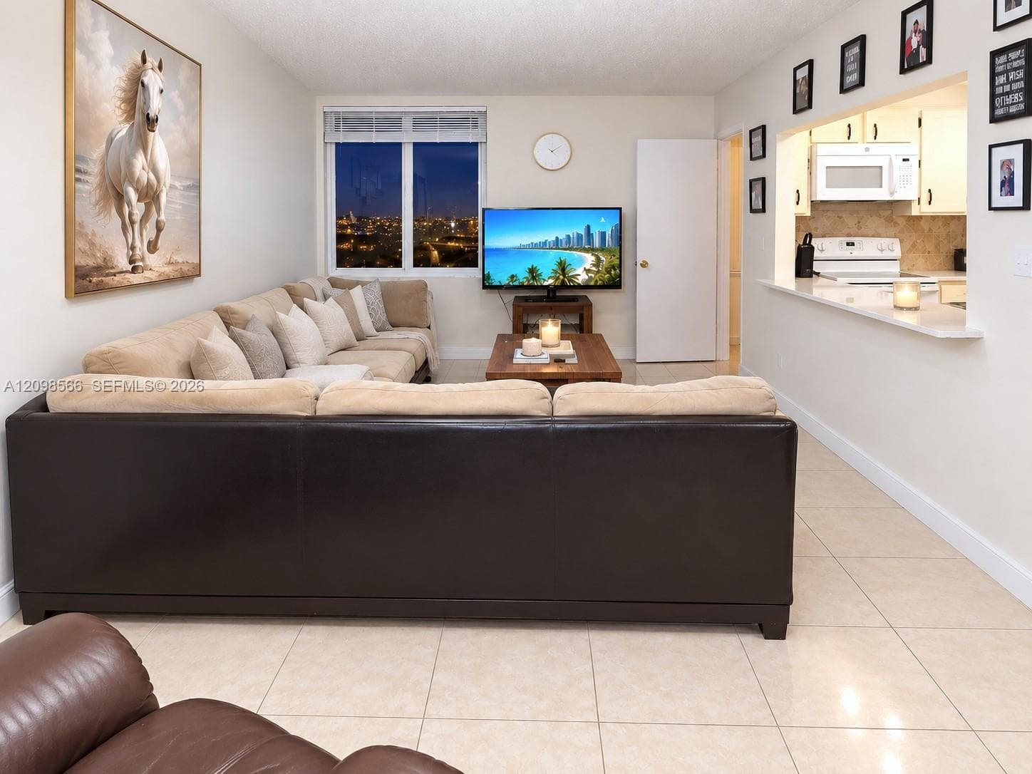 CARIBBEAN BREEZE CONDO · #404 in Sunny Isles Beach - Photo 2