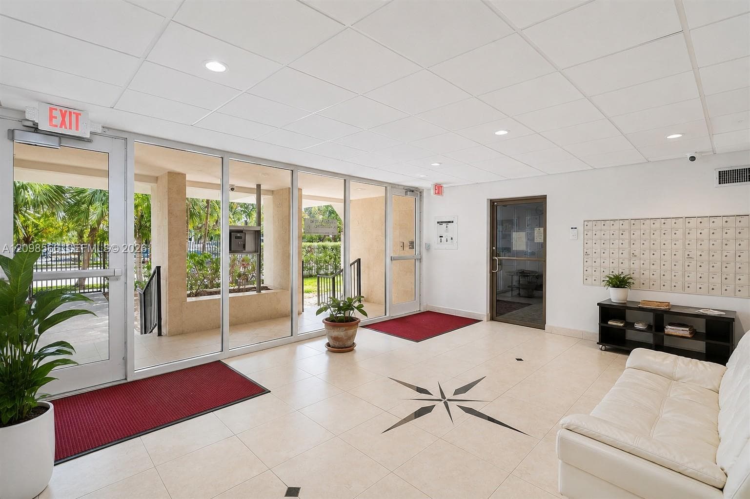 CARIBBEAN BREEZE CONDO · #404 in Sunny Isles Beach - Photo 15