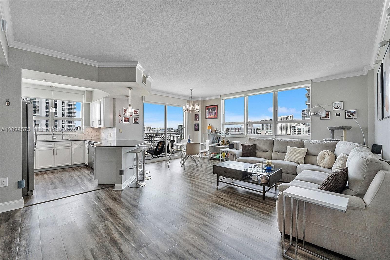 Cite on the Bay East · #1401 in Miami - Photo 3