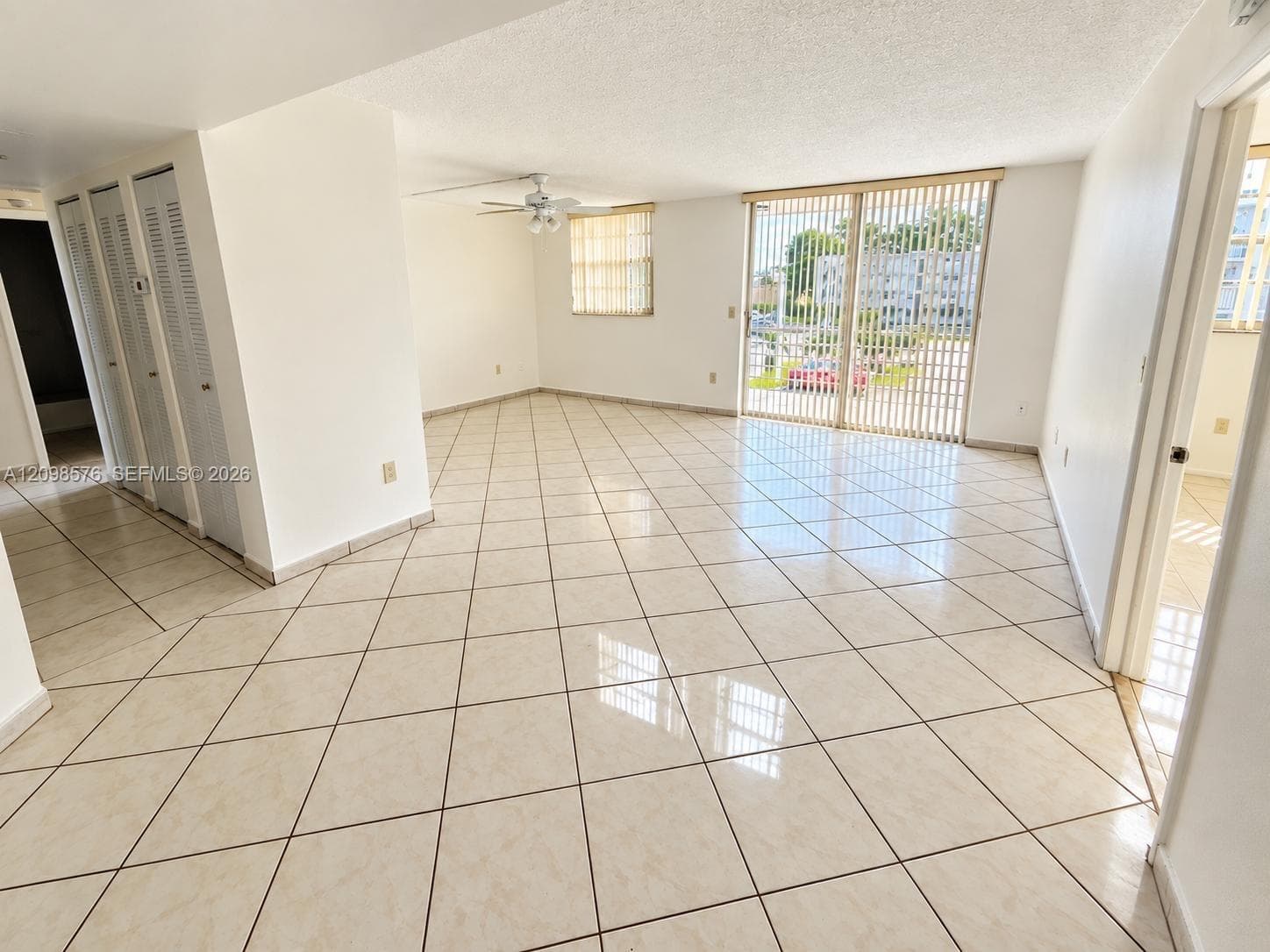 EL CONQUISTADOR SOUTH CON · #A-305 in Miami - Photo 2