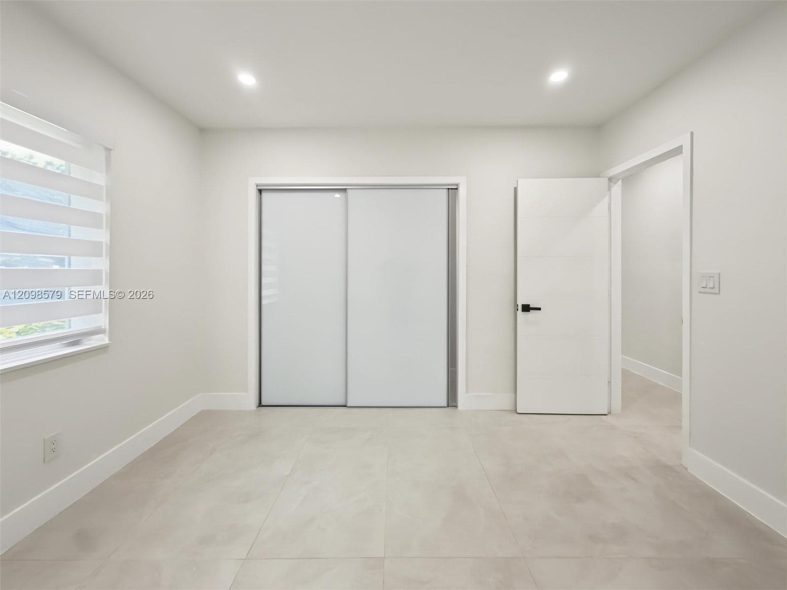 7605 SW 179th Ter photo 34