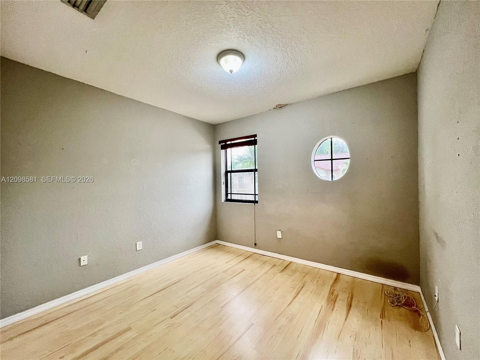646 NE 35th Ave #646 photo 25