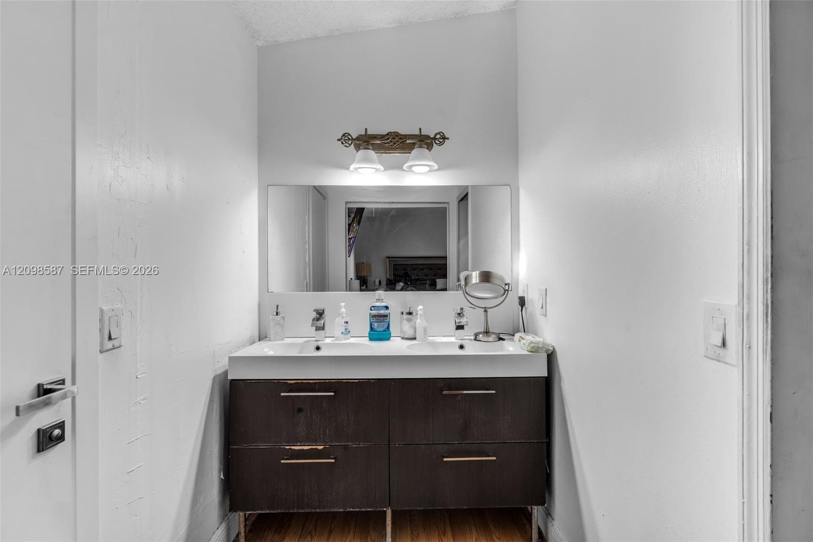 15325 SW 54th Ter photo 13