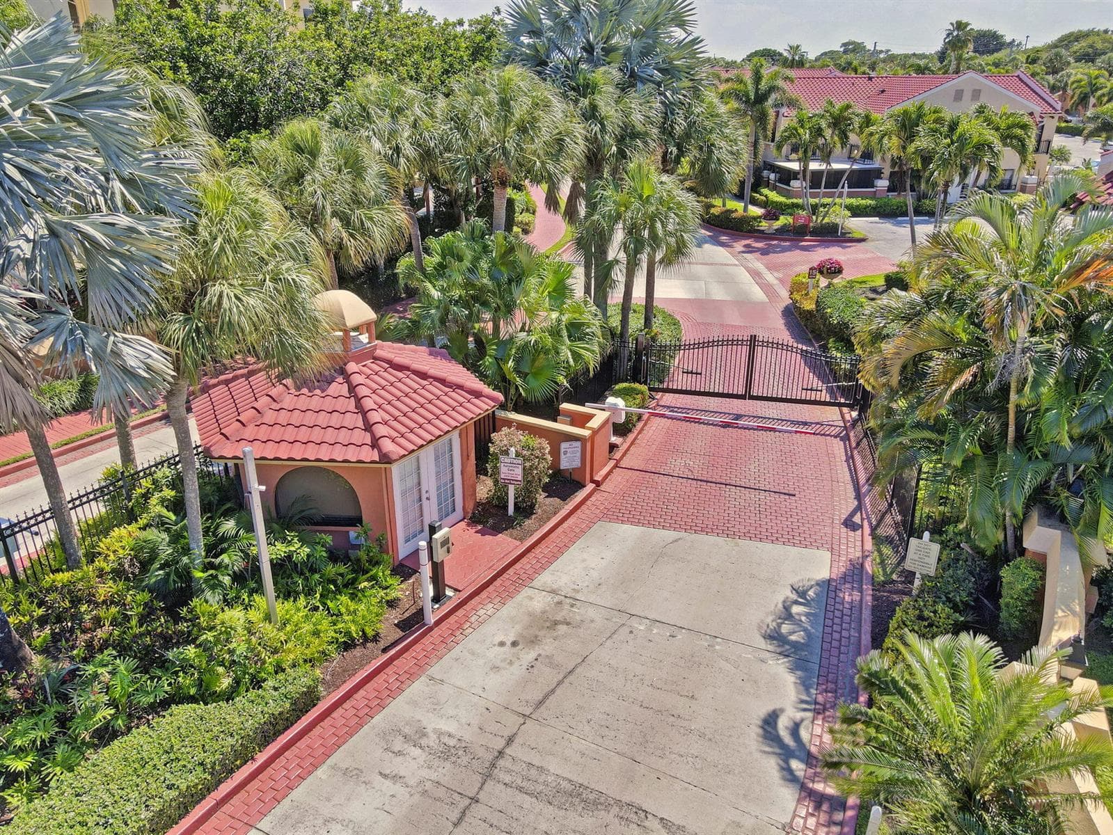 62-web-or-mls-56-print-DJI_0206_07_08_09