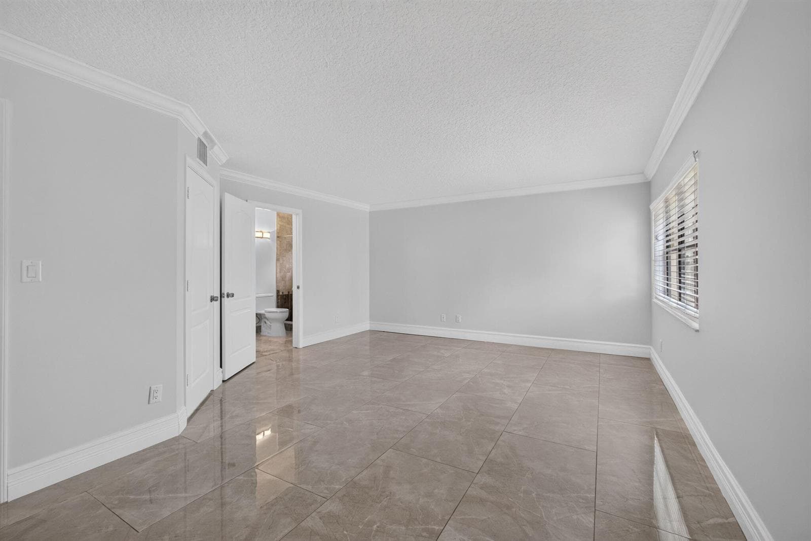 23-web-or-mls-5D1A7231