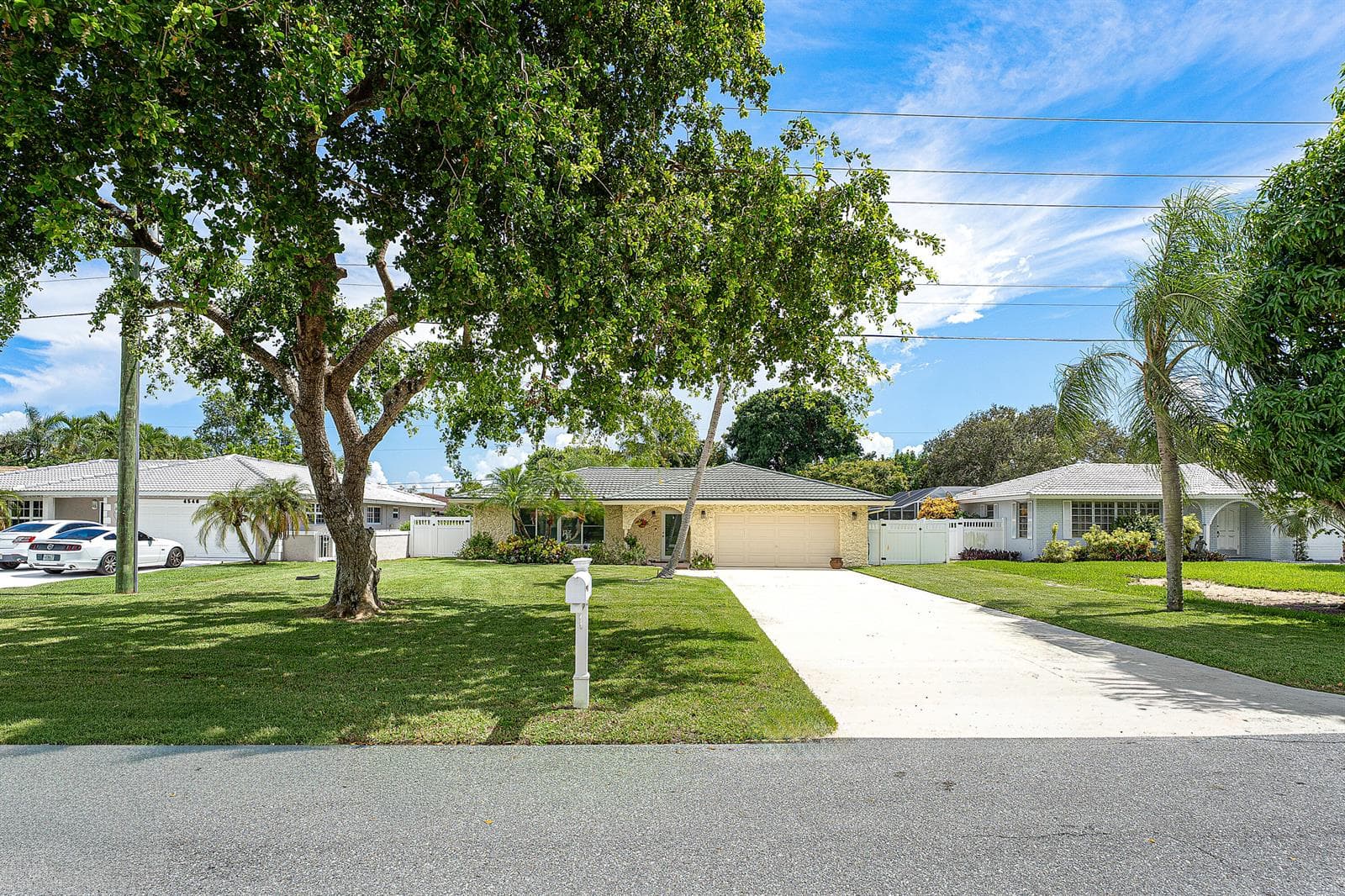 004-4520Northwest5thAvenue-BocaRaton-FL-