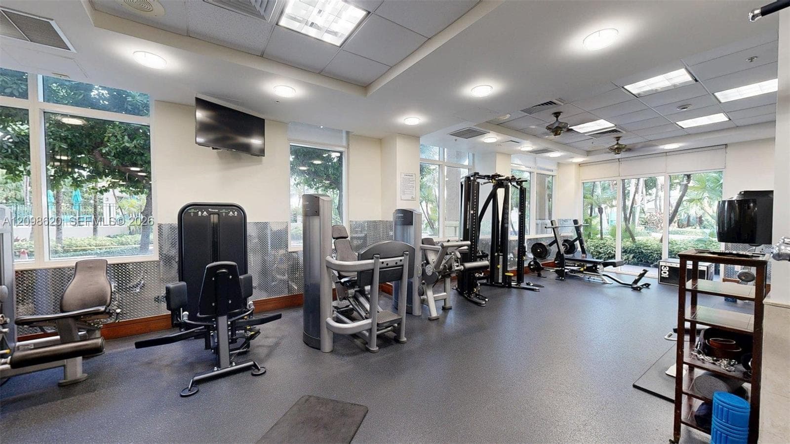 Turnberry On The Green · #2505 in Aventura - Photo 23
