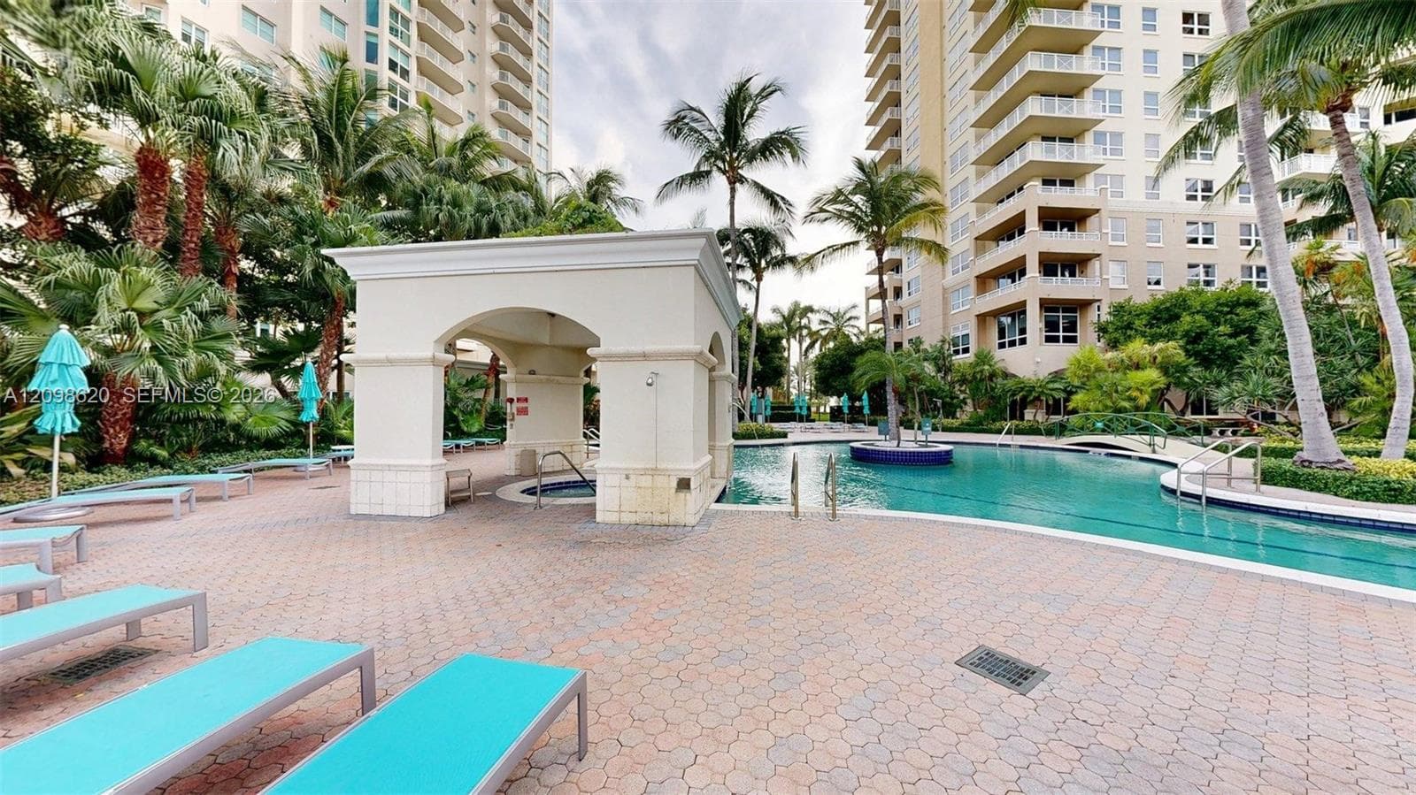 Turnberry On The Green · #2505 in Aventura - Photo 36