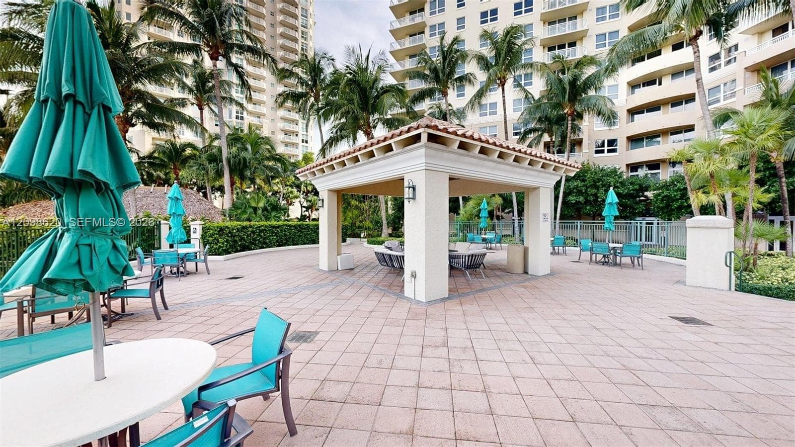 Turnberry On The Green · #2505 in Aventura - Photo 32