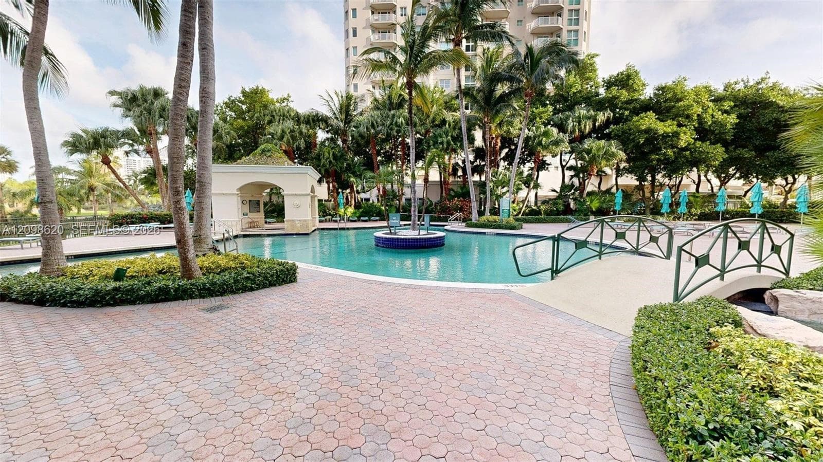 Turnberry On The Green · #2505 in Aventura - Photo 34