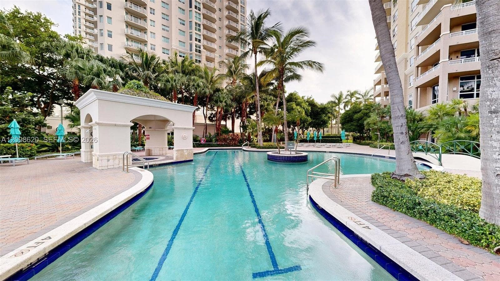Turnberry On The Green · #2505 in Aventura - Photo 35