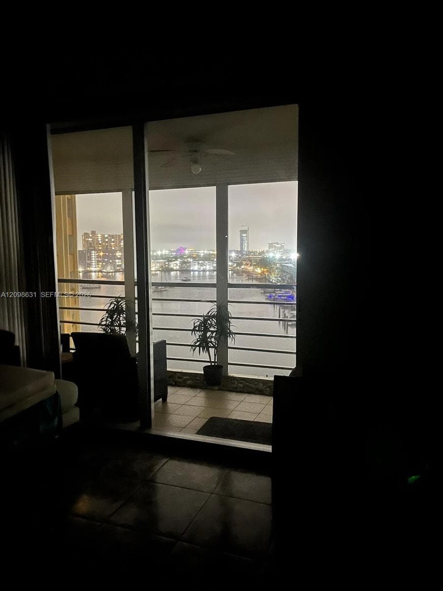 LAKE POINT TOWER CONDOMIN · #909 in Hallandale Beach - Photo 6
