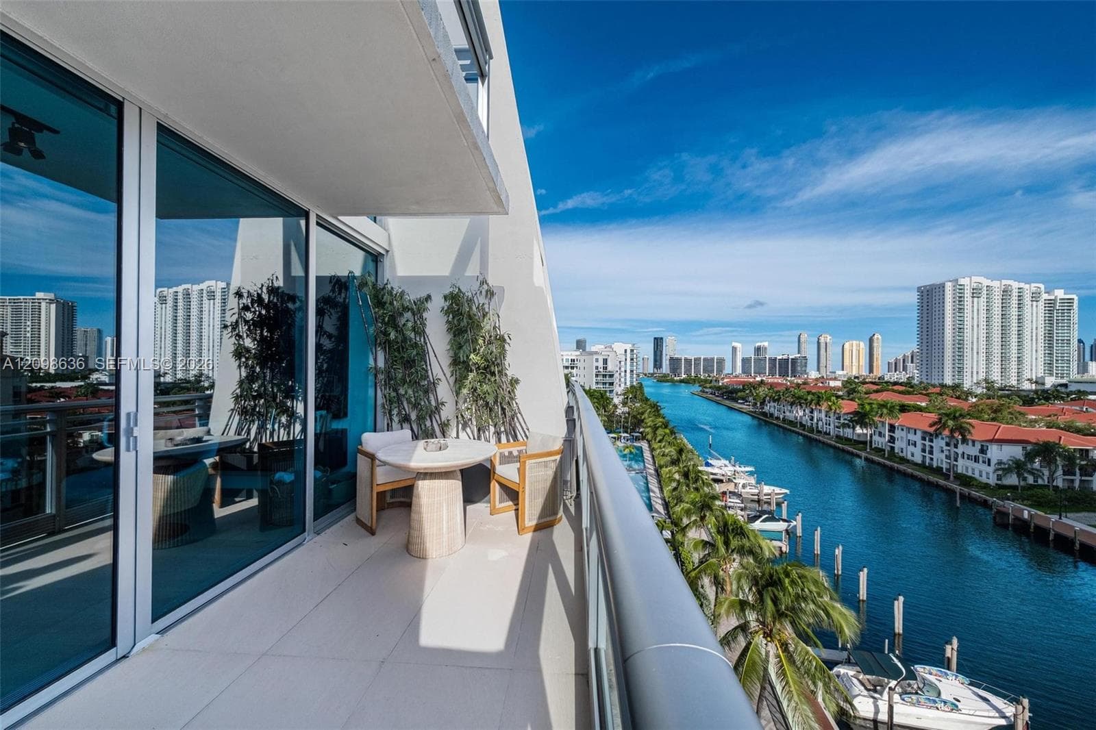 Artech · #524 in Aventura - Photo 13