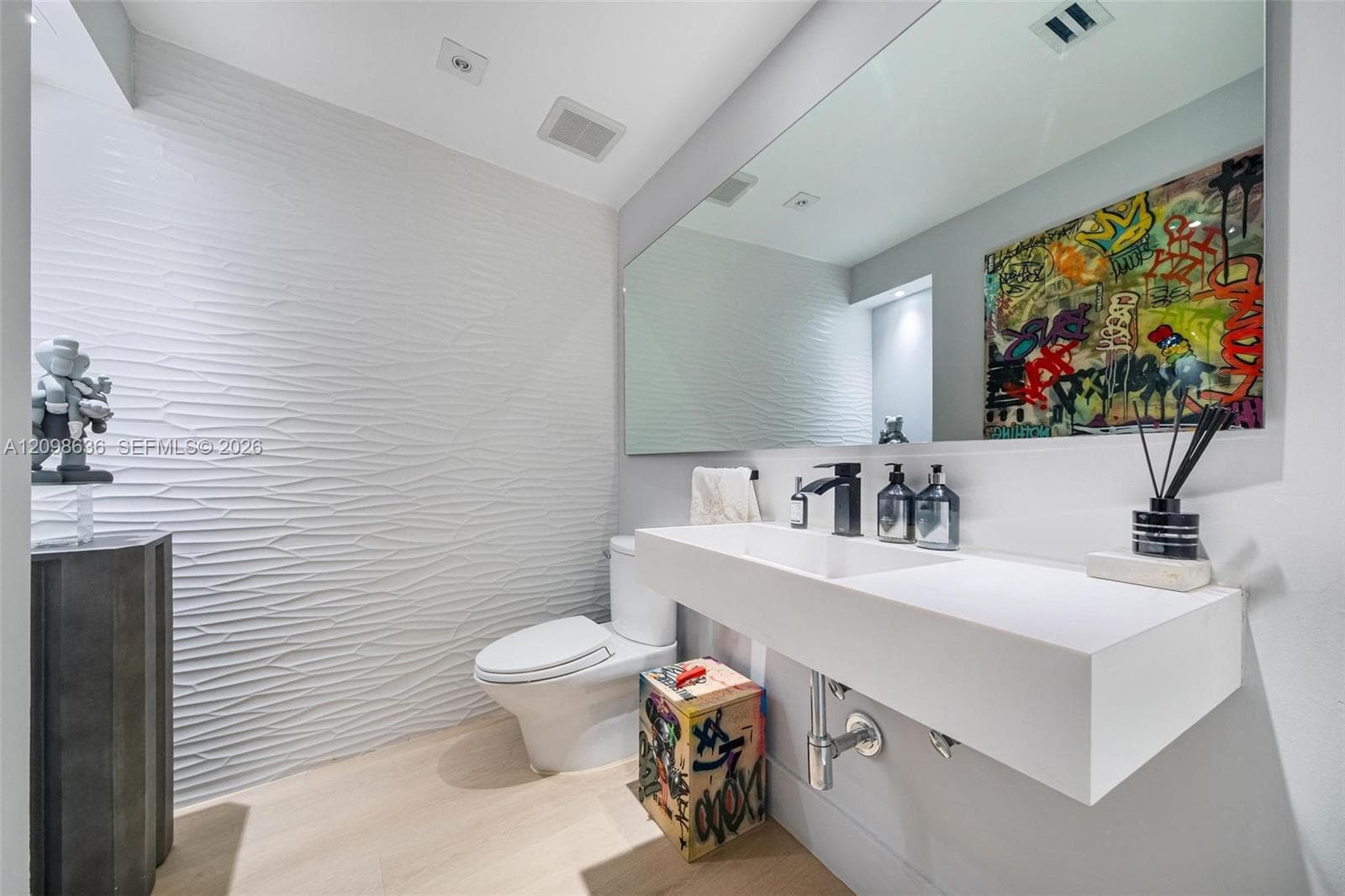 Artech · #524 in Aventura - Photo 3