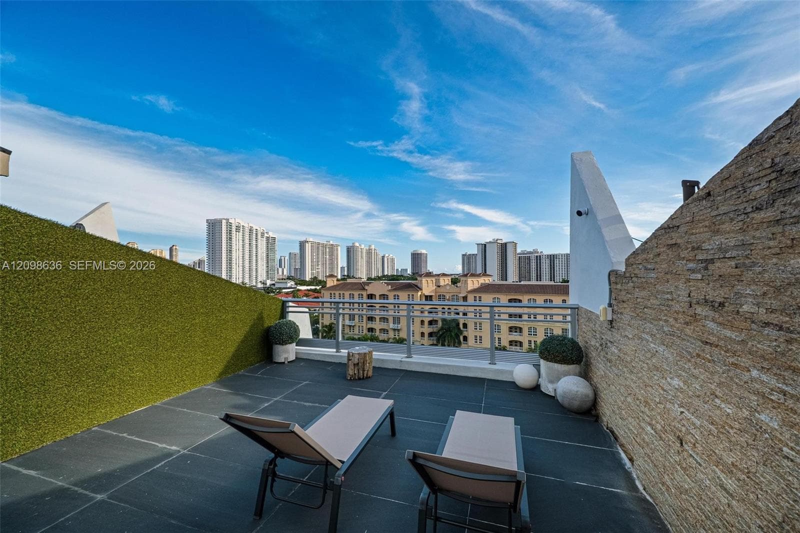 Artech · #524 in Aventura - Photo 36