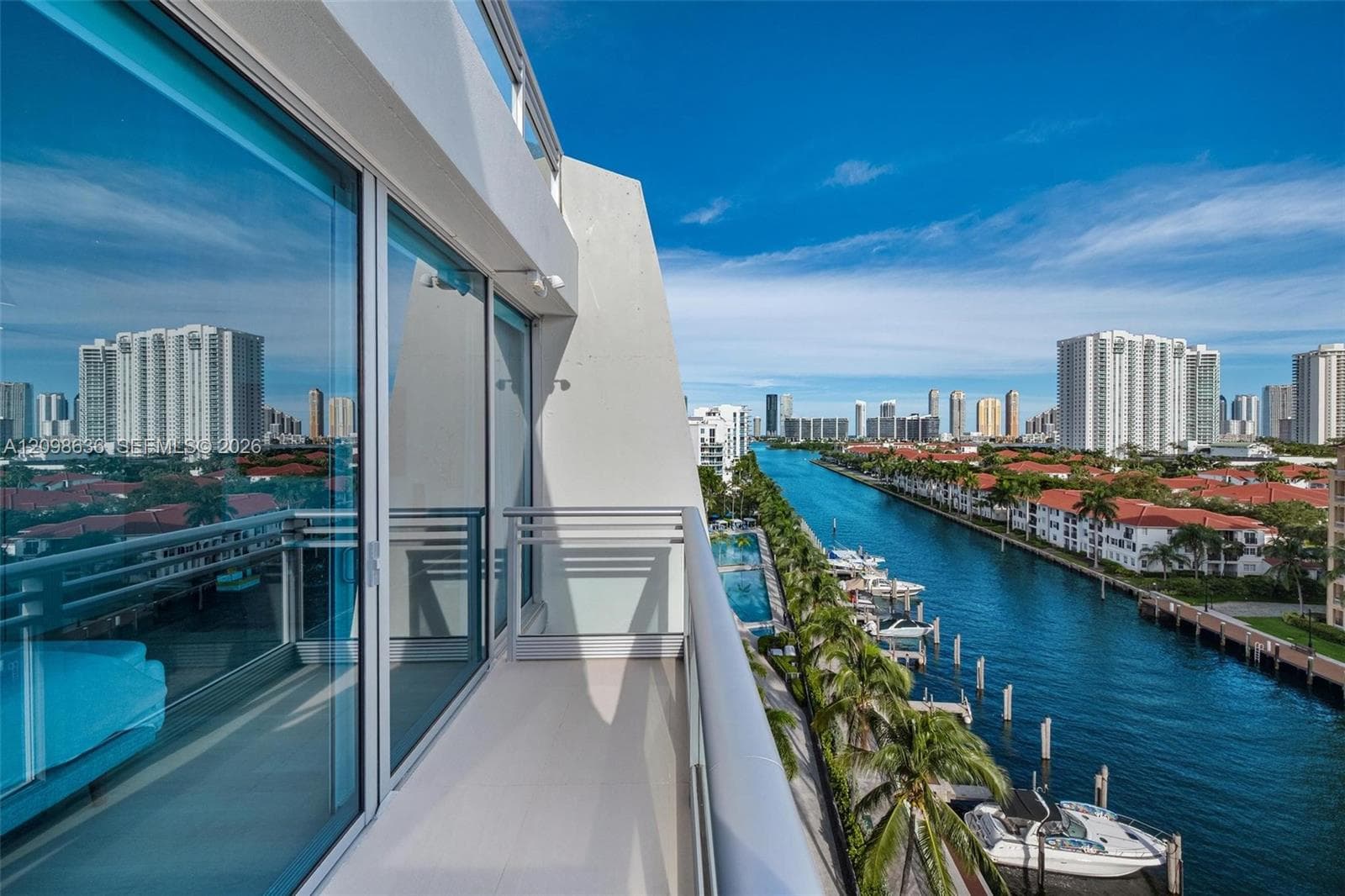 Artech · #524 in Aventura - Photo 28