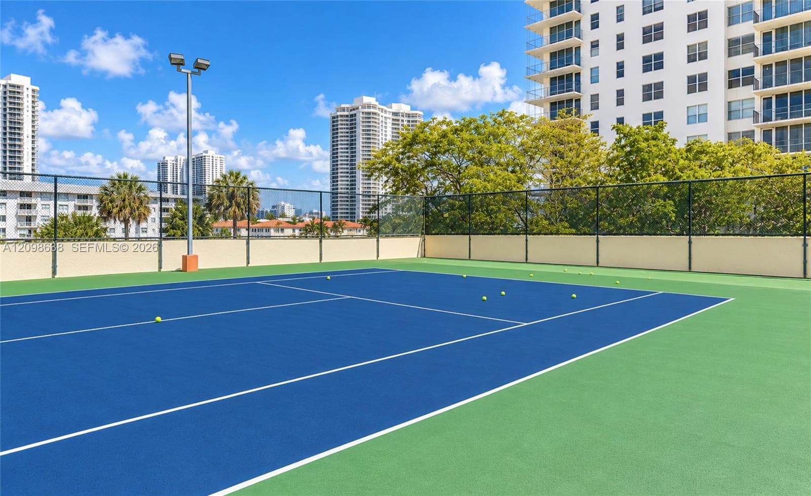 WINSTON TOWERS 700 CONDO · #2412 in Sunny Isles Beach - Photo 22
