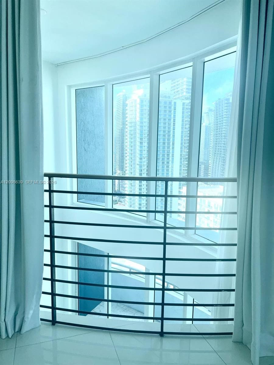 Infinity at Brickell · #2824 in Miami - Photo 10