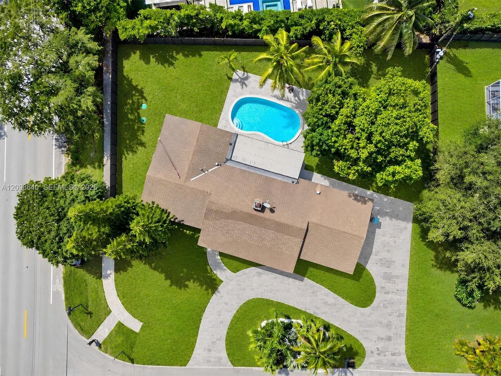 8200 SW 164th St photo 2