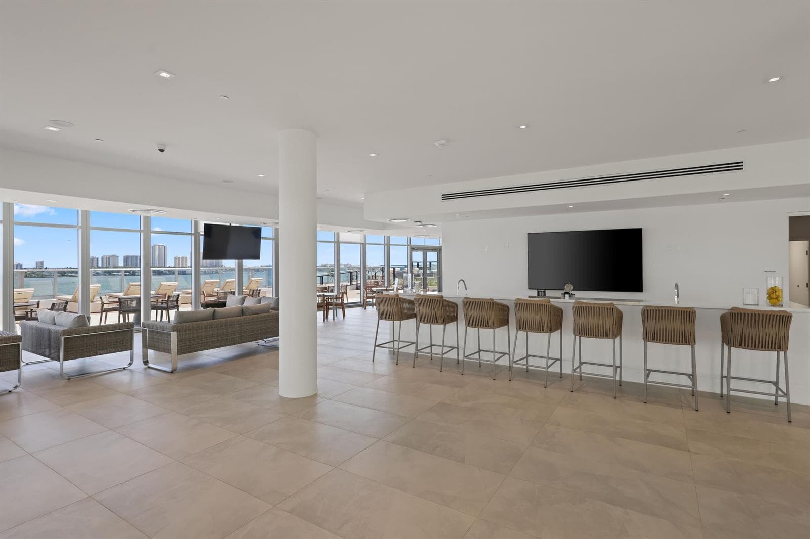 220 Lake Shore Drive - 64.JPG-FULL