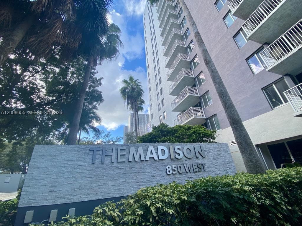 MADISON DOWNTOWN CONDO · #W-1004 in Miami - Photo 23