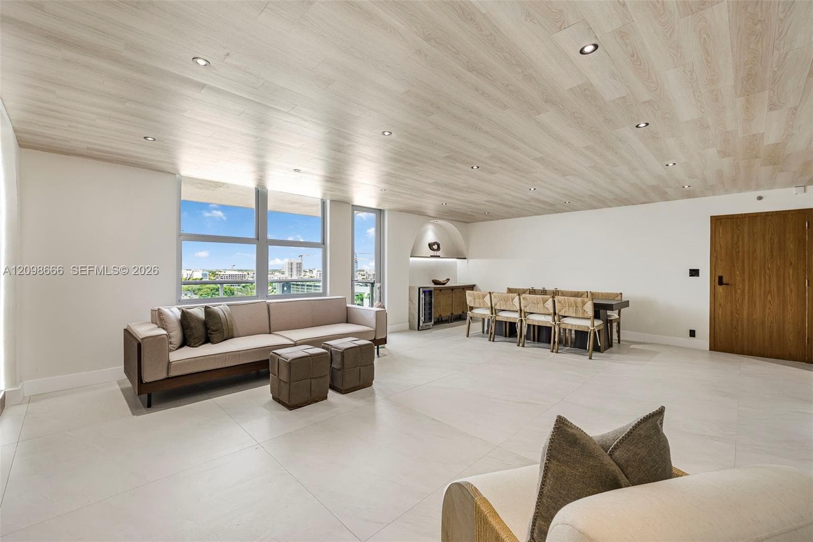 9500 OCEANS CONDO · #1209 in Surfside - Photo 6