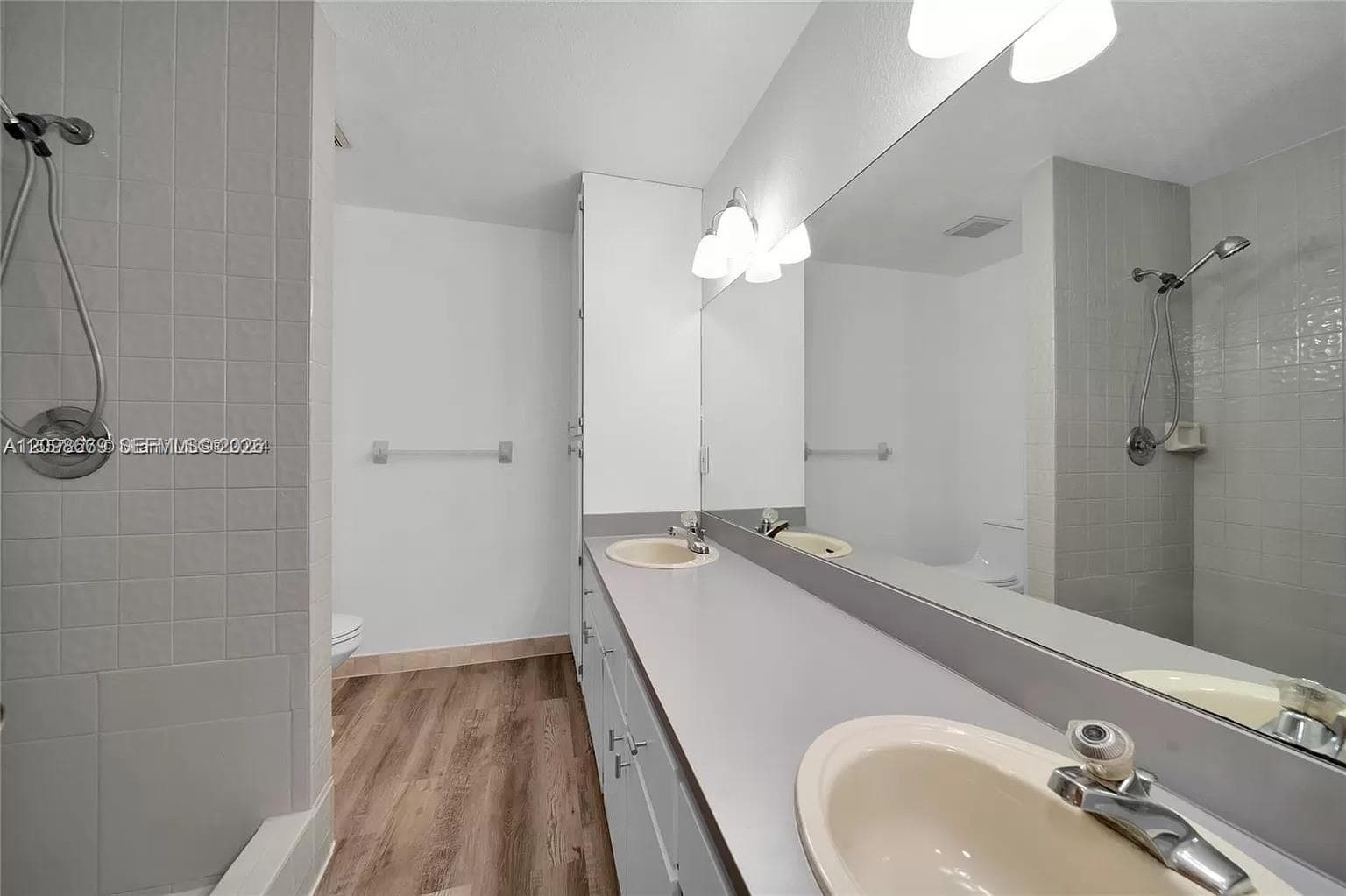 120 SE 12th Ave #120 photo 6