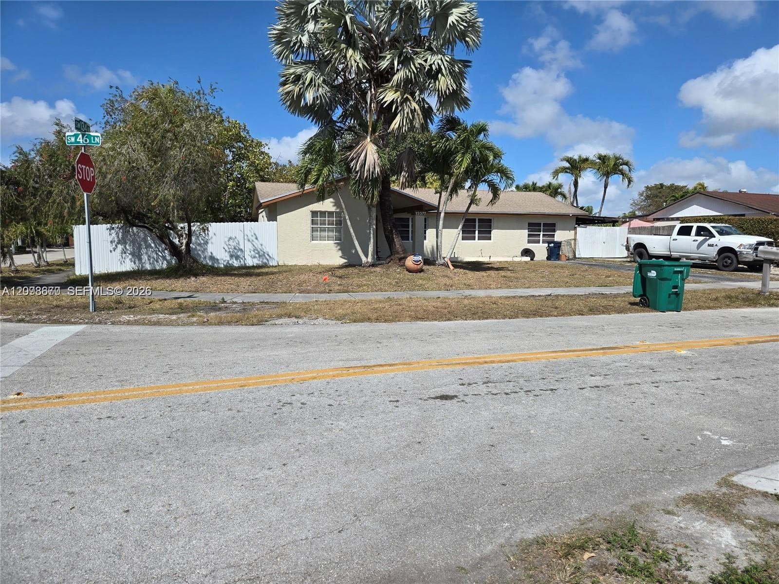 13377 SW 46th Ln photo 2