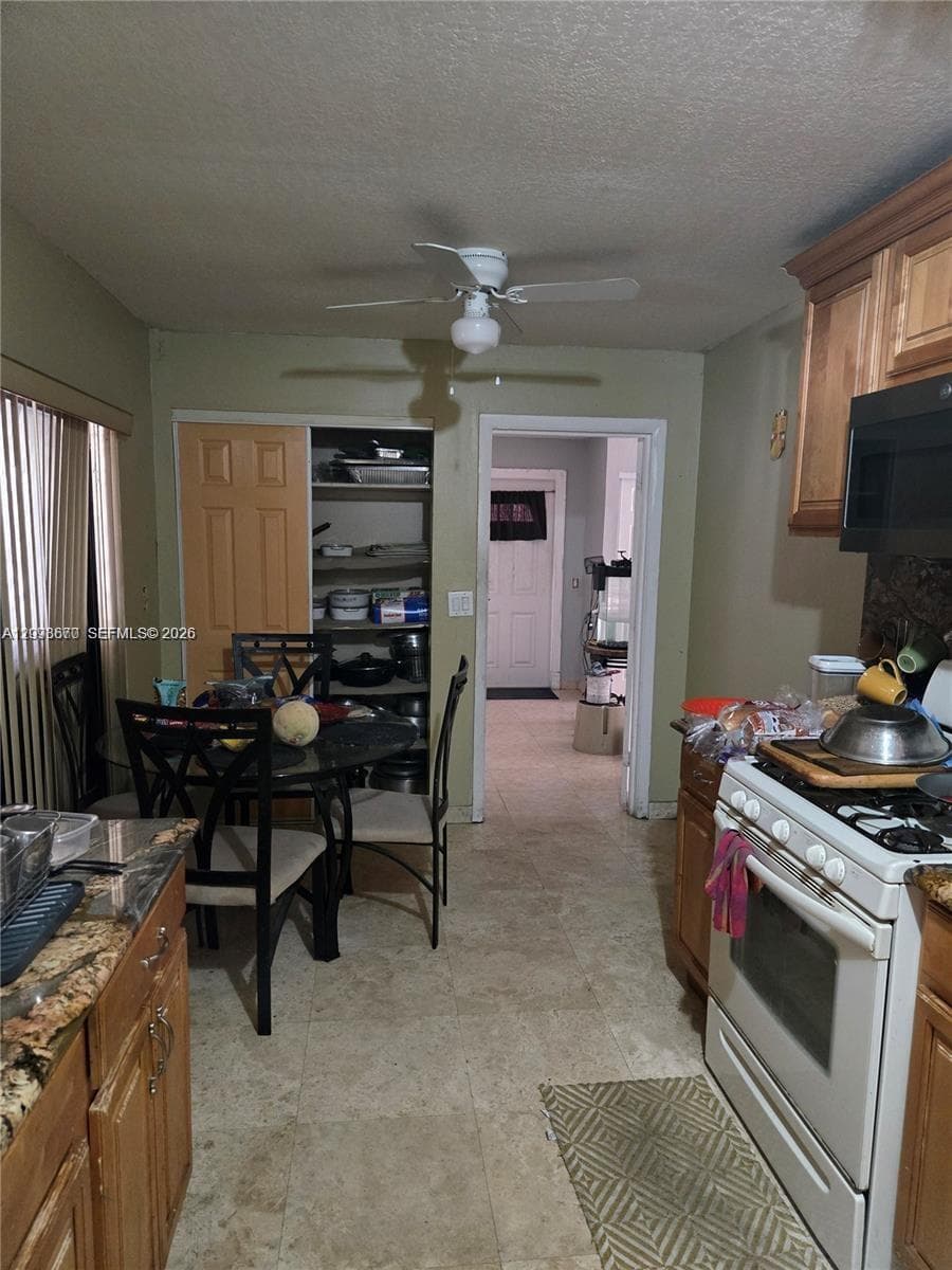 13377 SW 46th Ln photo 6