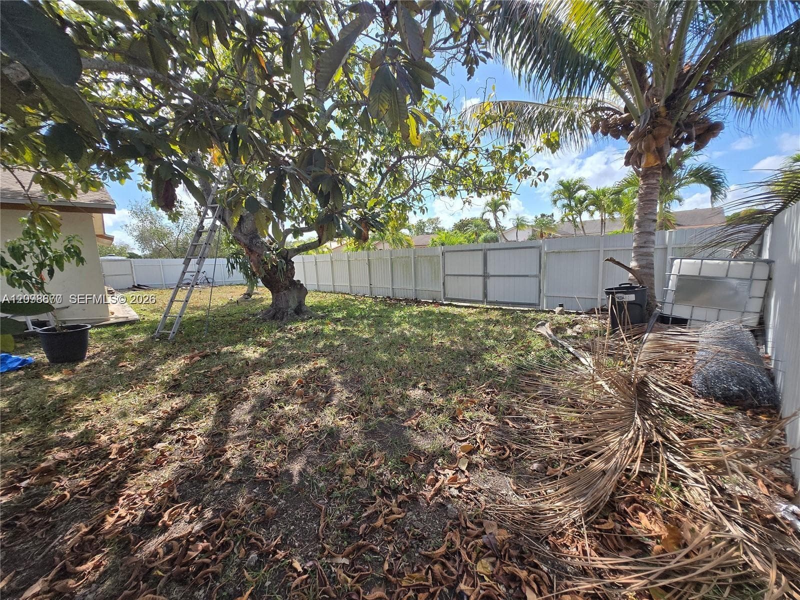13377 SW 46th Ln photo 8