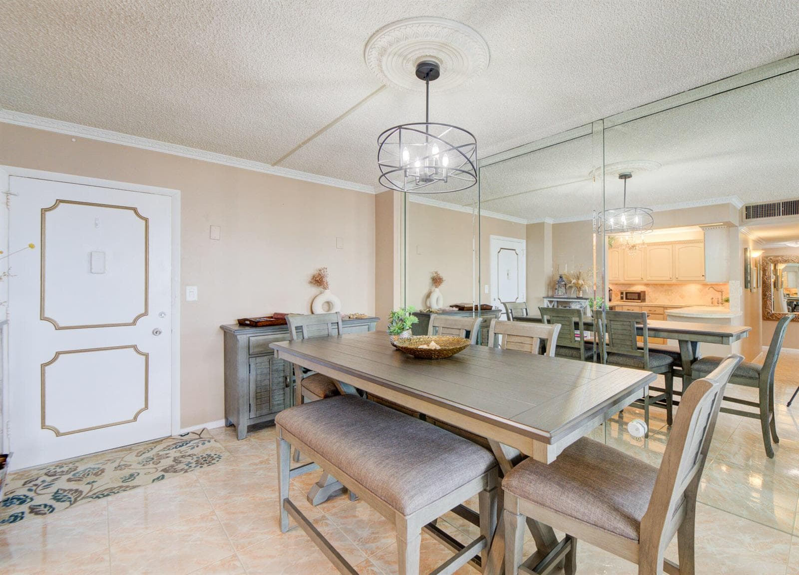 JH 1404 dining table