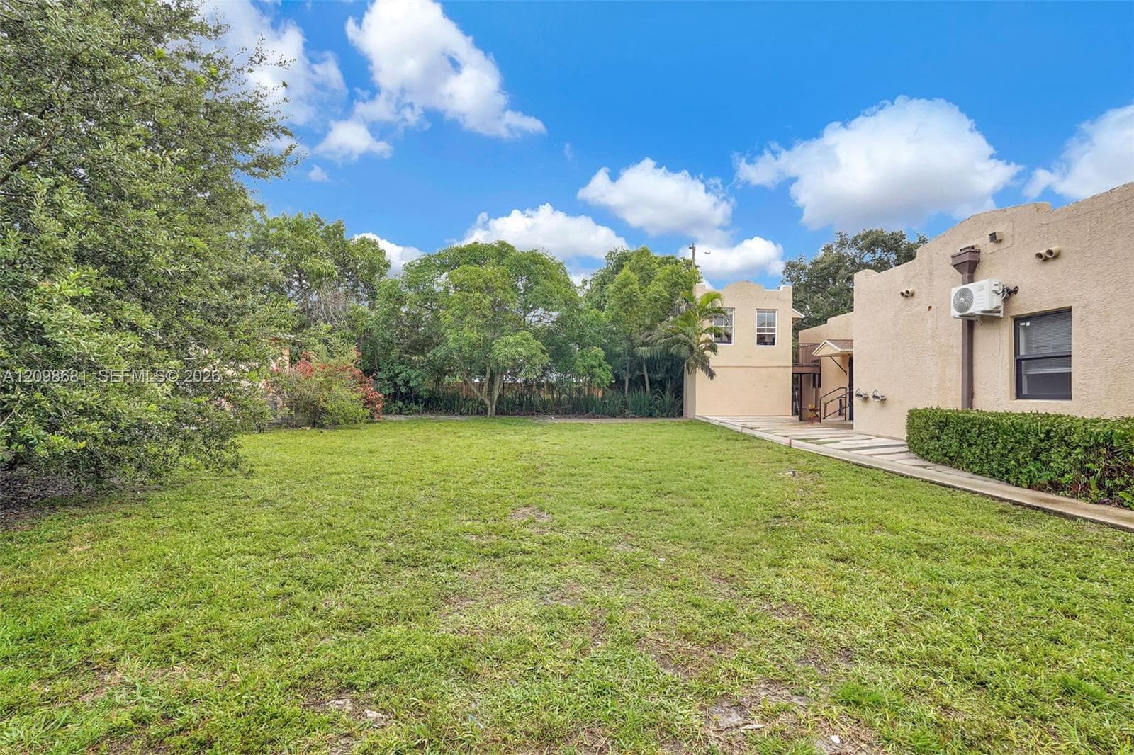 520 NW 49th St #1 photo 43