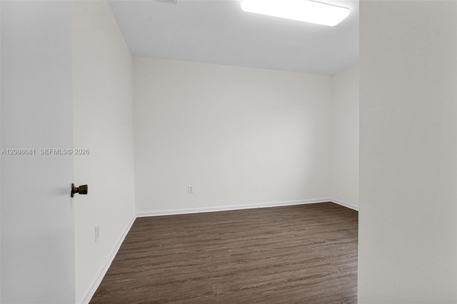 520 NW 49th St #1 photo 28