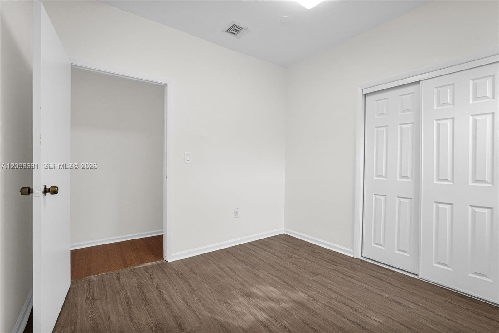 520 NW 49th St #1 photo 25