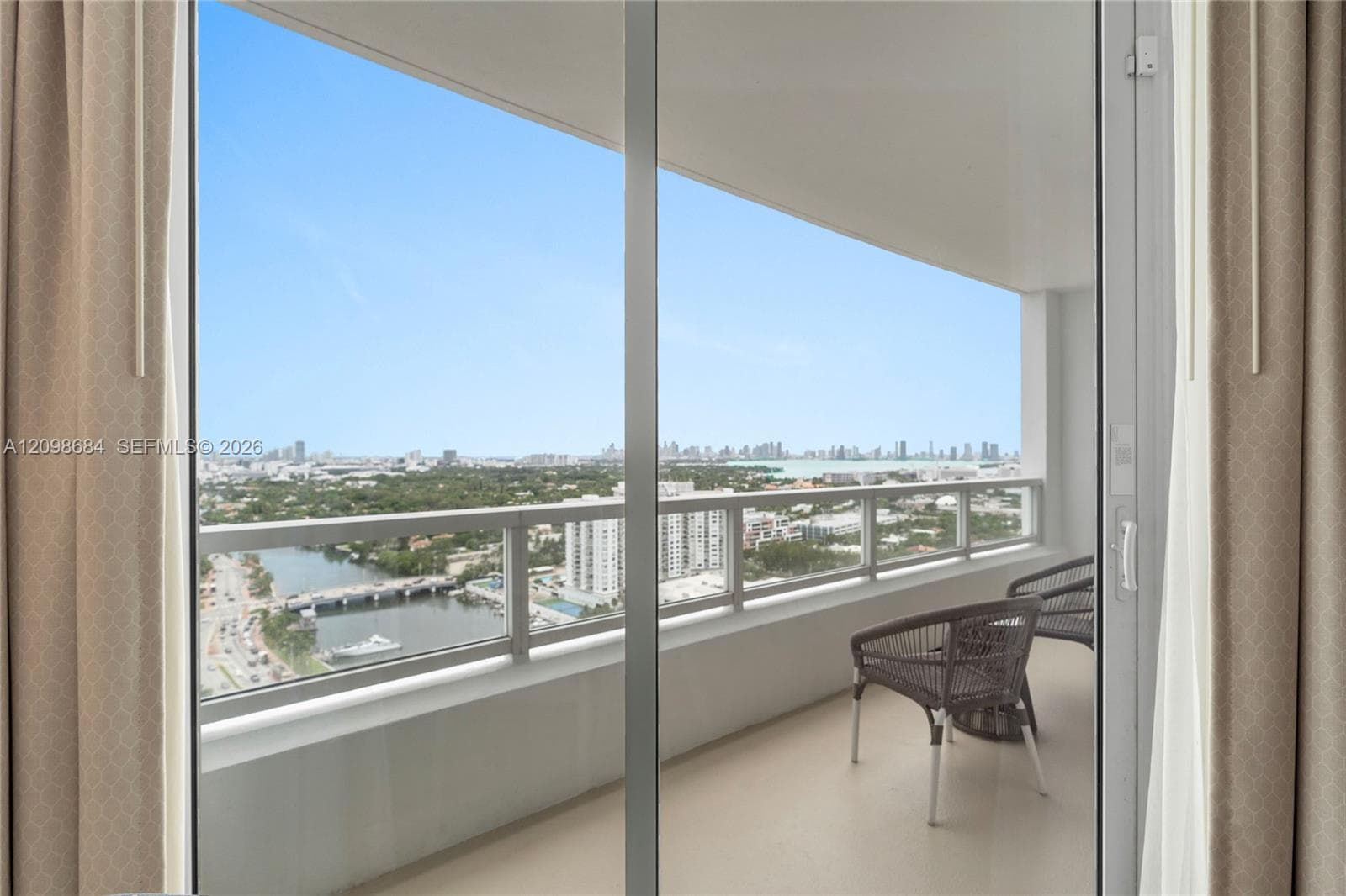 Fontainebleau Tresor · #2612 in Miami Beach - Photo 24