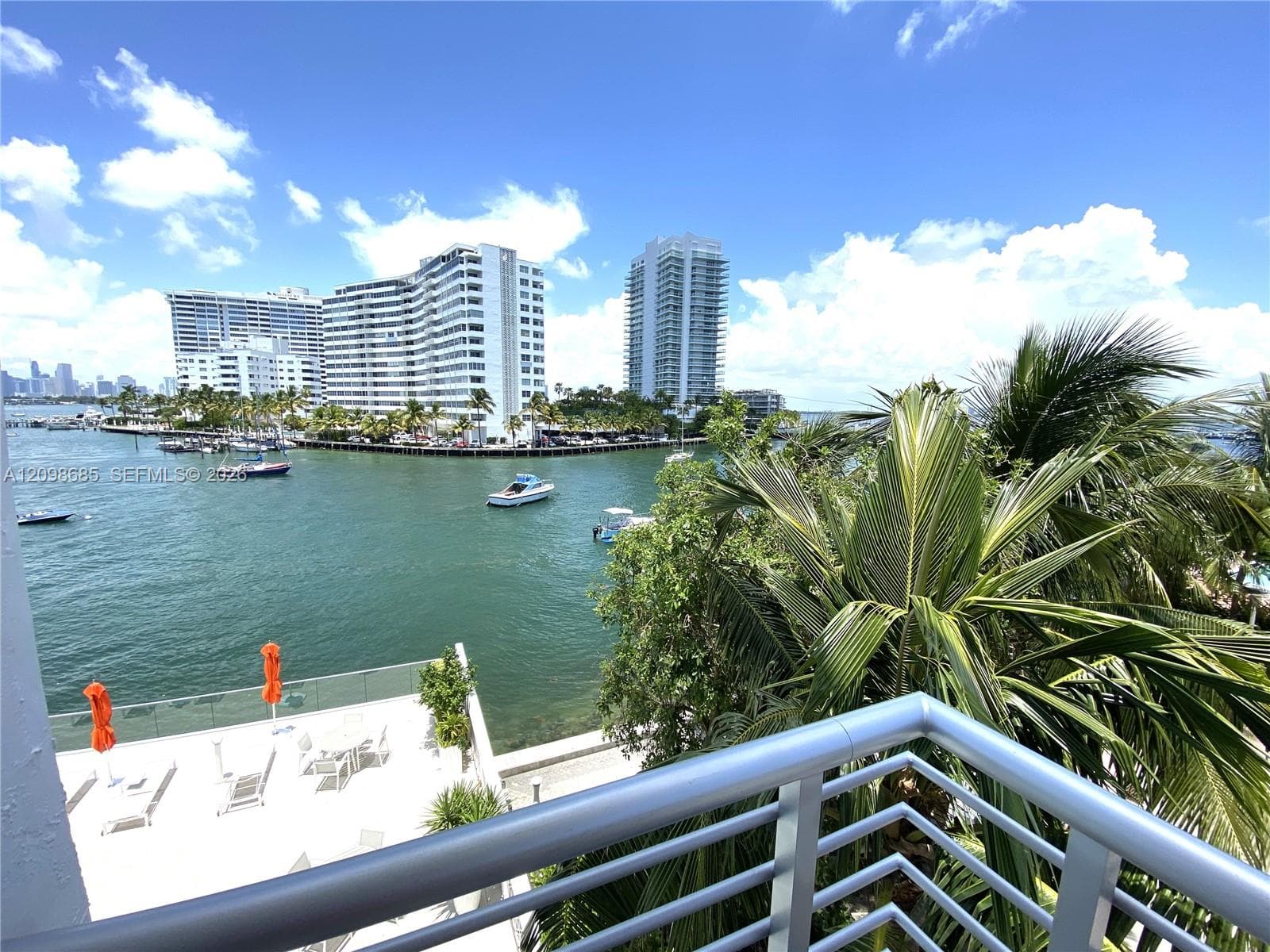 LINCOLN BAY TOWERS CONDO · #401 in Miami Beach - Photo 1