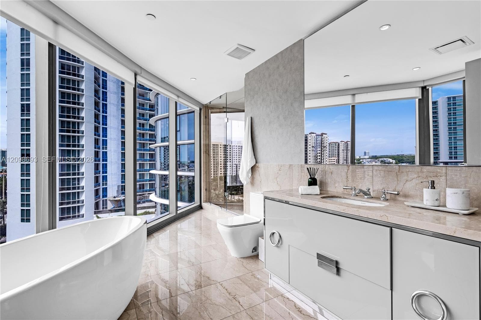 Ritz-Carlton Residences Sunny Isles · #705 in Sunny Isles Beach - Photo 52