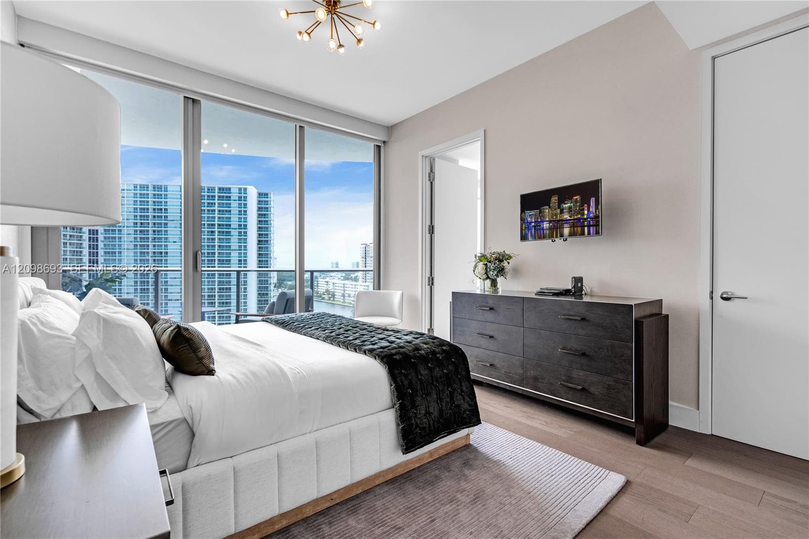 Ritz-Carlton Residences Sunny Isles · #705 in Sunny Isles Beach - Photo 49