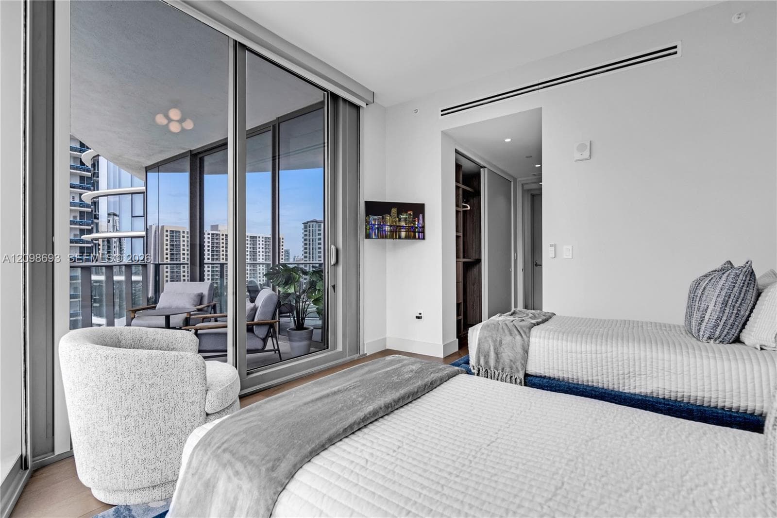 Ritz-Carlton Residences Sunny Isles · #705 in Sunny Isles Beach - Photo 48