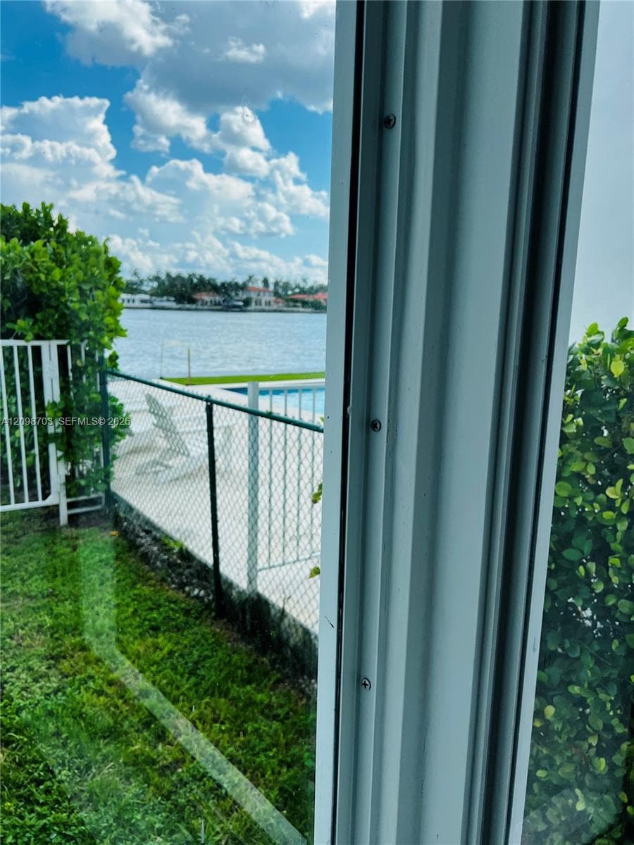 OCEANSIDE SEC ISLE OF NOR · #7 in Miami Beach - Photo 3