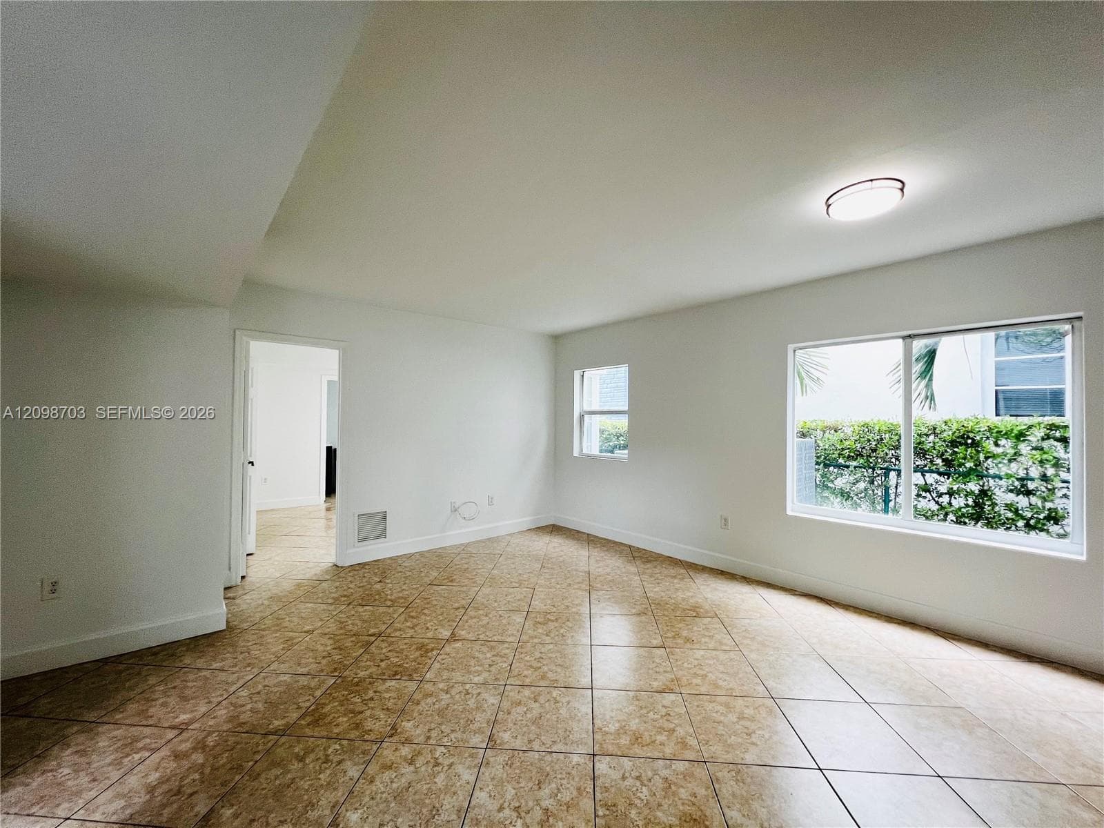 OCEANSIDE SEC ISLE OF NOR · #7 in Miami Beach - Photo 8