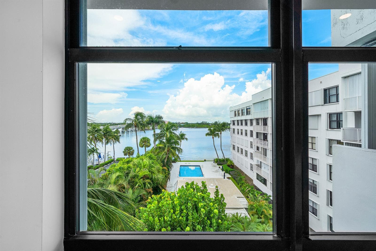 024-2860SouthOceanBoulevard-512-PalmBeac