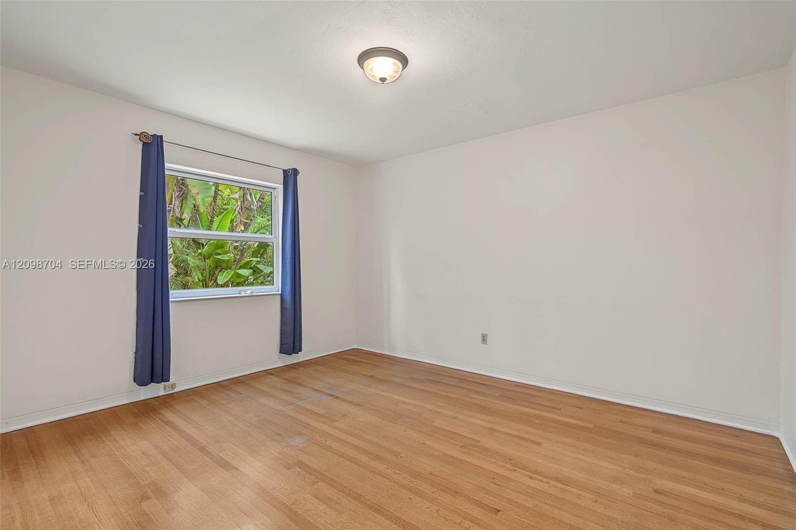 508 N Castania Ave photo 12