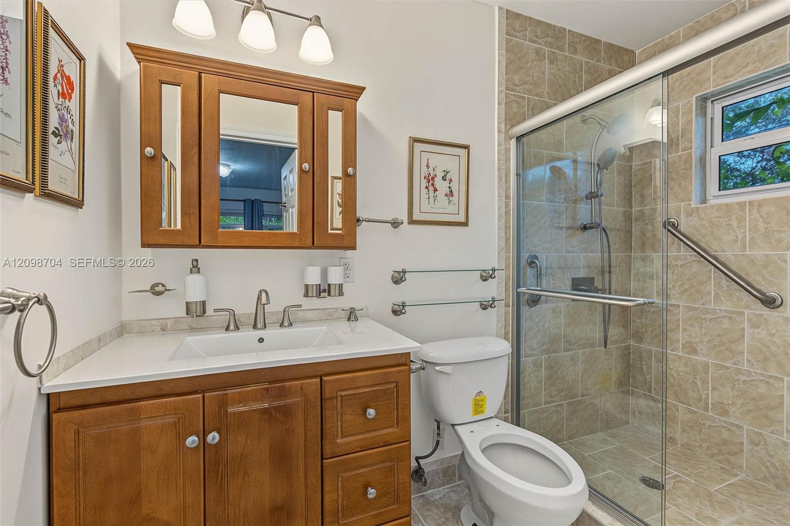 508 N Castania Ave photo 22